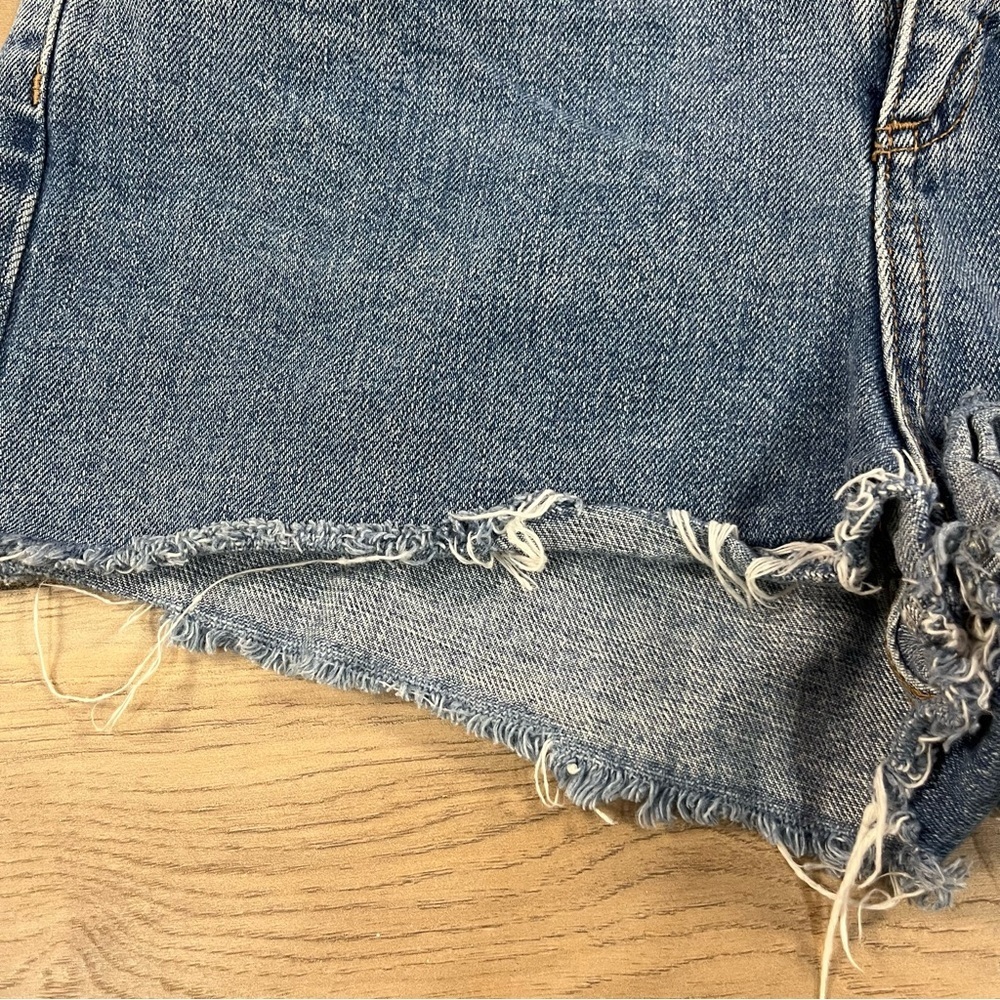 Topshop Moto Mom Shorts Denim Women's Jean Shorts Cutoff Frayed hem - Picture 6 of 13